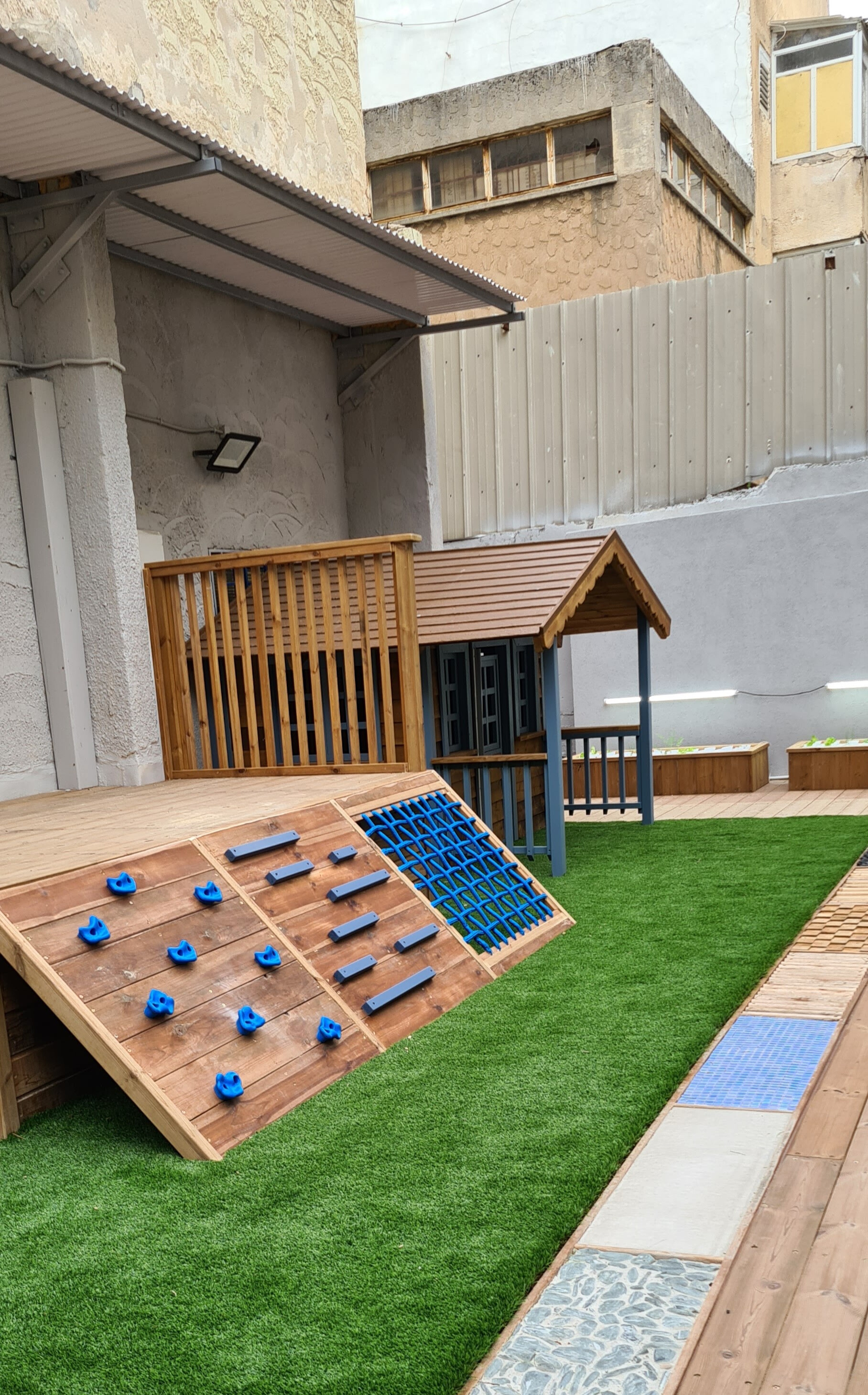 31081013-8b4f-4c8e-af04-ec13a8d0aee9